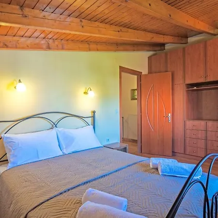 Corfu Summer Maisonette Σπίτι διακοπών *